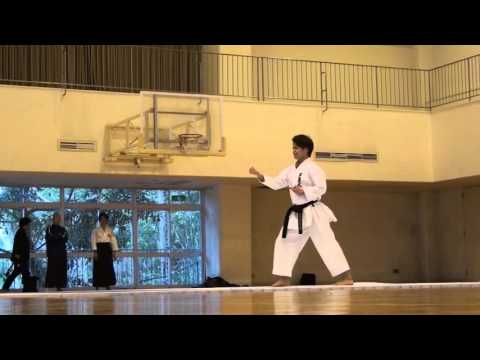 Shito-ryu Annan Kata performed by a student of Ashiya University - Shito-ryu Shukokai Union