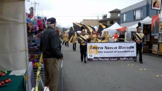 preview picture of video 'Pacifica Fog Fest Parade 2011 Part 3'