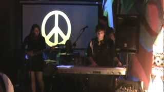 To The Beat - 01 Little know it all