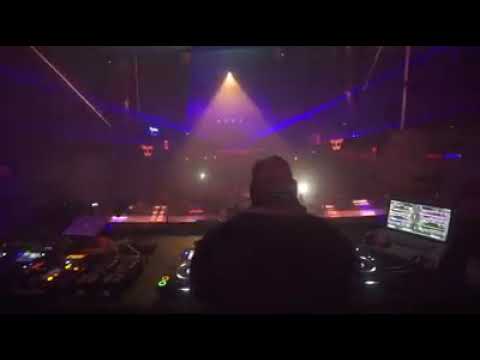 Carl cox 2016 London UK  ... Wait for the drop