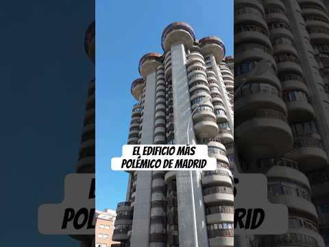 Auzopasaiak / Paisajes de barrio Toldo verde: postales de otro patrimonio & Gehiengoaren hiria
