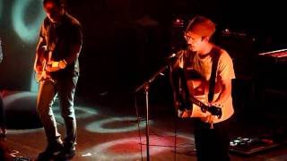 Clap Your Hands Say Yeah: In This Home On Ice and In A Motel in Paris Alhambra 2012