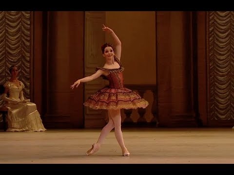 Paquita 4th variation -- with 4 stunning dancers