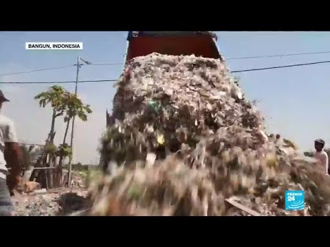 Cash for trash: Indonesia village banks on waste recycling