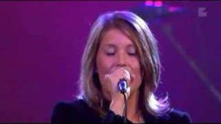 Laura Närhi: Raparperitaivas