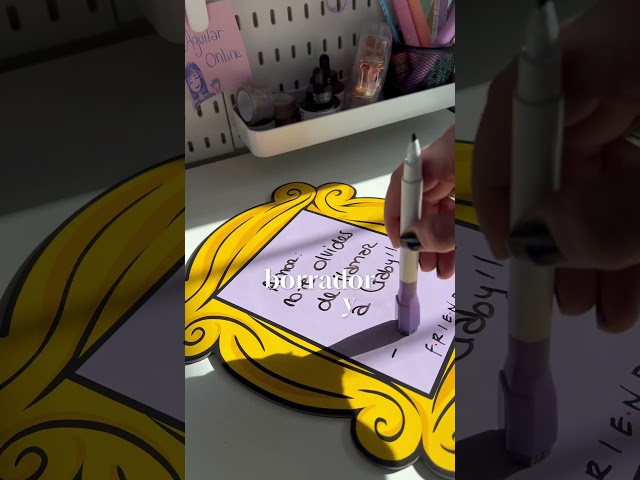 Vídeo relacionado con Set de Pizarras Magnéticas para Nevera con Planificador Semanal, Mensual y Diario - Kit Organizador incluye Rotuladores, Imanes, Posits y Borrador - Organización Familiar y Hogar - Fácil de Limpiar