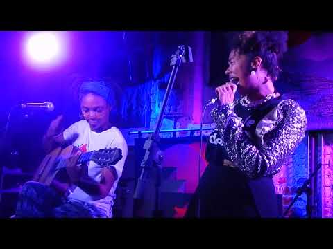 Bia Ferreira e Doralyce