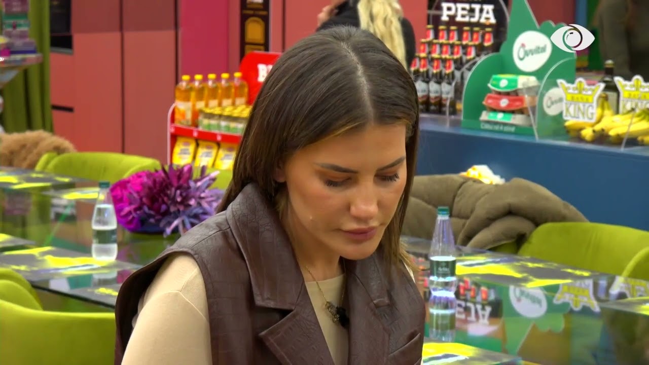 “Sqarojeni sepse debate do ketë”/ Rozana flet me Valbonën për debatin me Livian