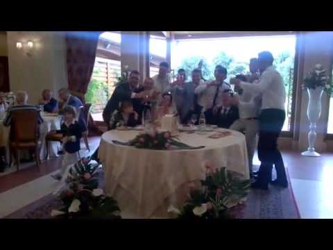 brindisi a sorpresa con gli sposi, Animazione Matrimonio a Dimora Romita con Lillo Strillo