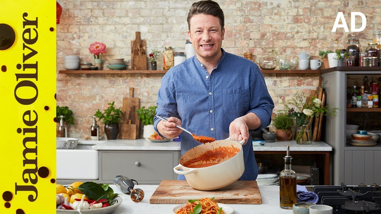 5 veg tomato sauce: Jamie Oliver & Tesco