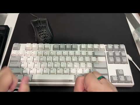 typing on a niz plum keyboard for the first time