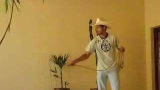preview picture of video 'charro-calf-laço Regis brincando com a corda'