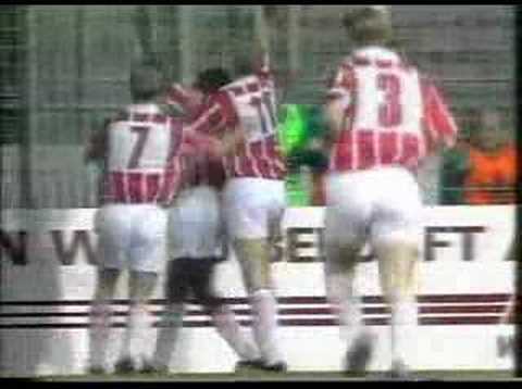 1e Helft - 1993-11-07-PSV-VVV-3-2