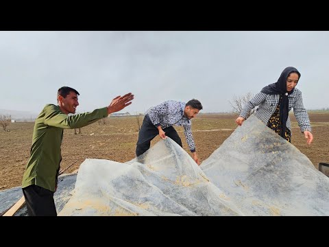 The rain destroyed Jamila's shelter.