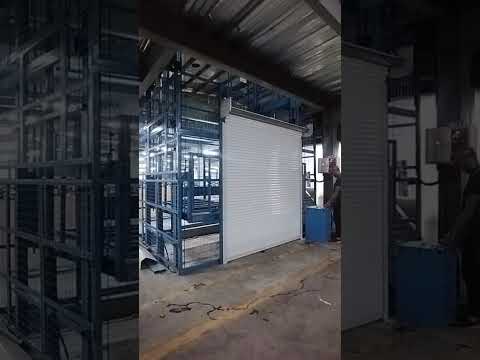 Hydraulic Cargo Lift - Video 1