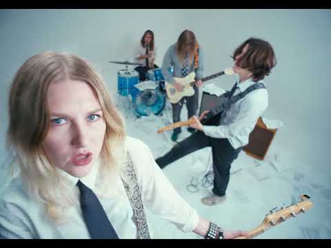 Laveda - Cellphone (Official Video)