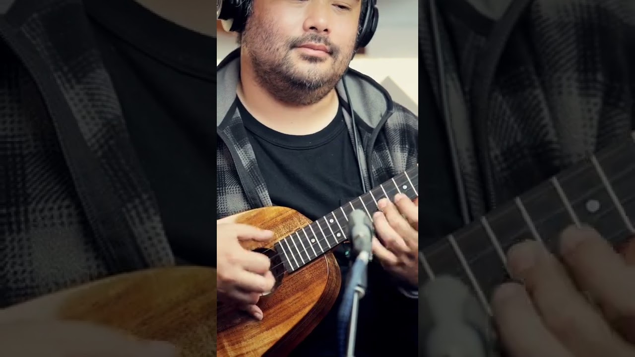 The Kanile’a Pineapple Tenor ‘Ukulele🍍 #shorts