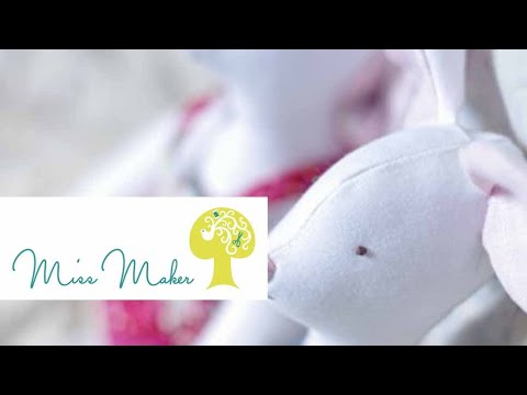 Easter Bunny free pattern and tutorial - Miss Maker