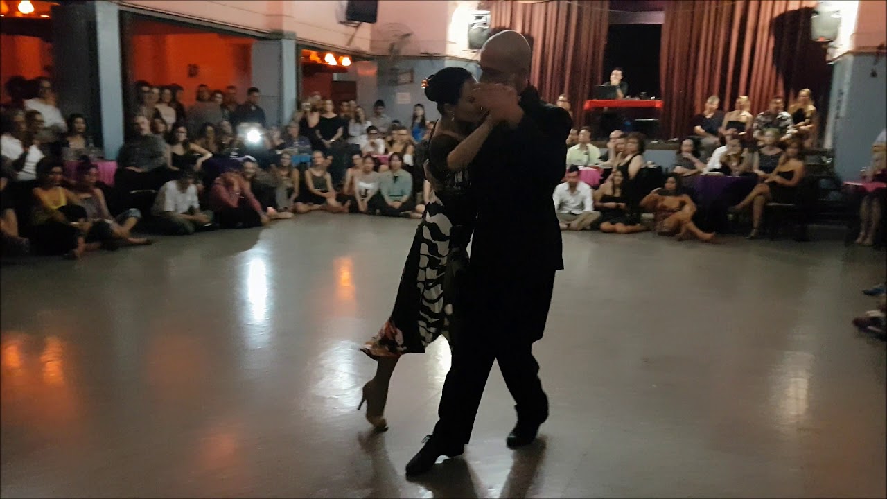 GUILLERMINA QUIROGA y MARIANO DIEGO LOGIUDICE en Viva La Pepa! Milonga (2/3)