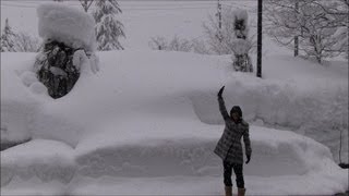 preview picture of video 'Heavy Snow! My Report,Winter in Japan  最強の寒波が襲来中！(豪雪地帯・新潟県)'