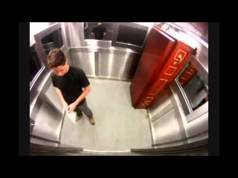 Liftben paráztatás koporsóval (második rész)