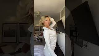 She Open herself on the top #shorts #shotvids #viralshots #trendingshorts