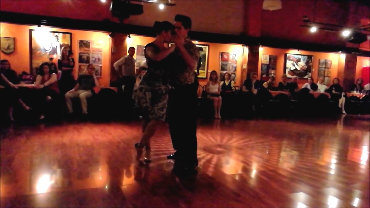 Edwin Espinosa y Alexa Yepes a La Mariposa - "Amarras"