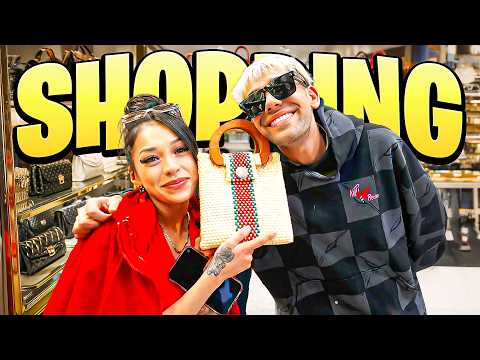 N3on & Yera Go Shopping in Isla Mujeres!