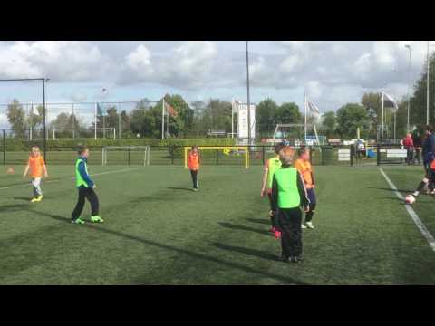 Voetbaltoernooi Koningsdag 2017 Hazerswoudse Boys deel 1