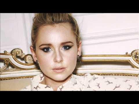 Video thumbnail for Four Leaf Clover (Acoustic Version)