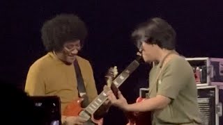 Download lagu D’Masiv - Ilfil (Manusia Tak Berharga) (Live in Malaysia 2023) mp3