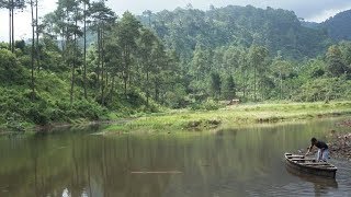 preview picture of video 'Telaga dan Bukit Kumpe Cilongok Banyumas'