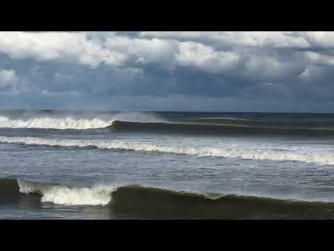 Pumping swell at Kitty Hawk2