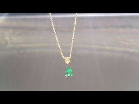 Emerald and Diamond pendant R8460