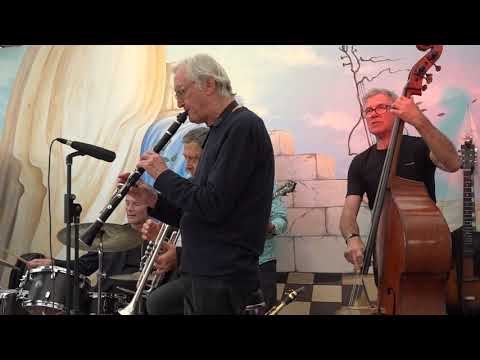 The Syncopators (AUS) play "Saratoga Shout"