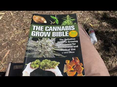Cannabis Growing Book: The Cannabis Grow Bible by Green