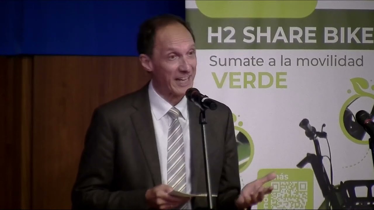 Mensaje de la Embajada Alemana, por el embajador alemán en Uruguay, Stefan Duppel.