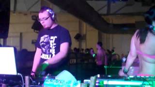 DJ Domino Intro at Spring Break Massive
