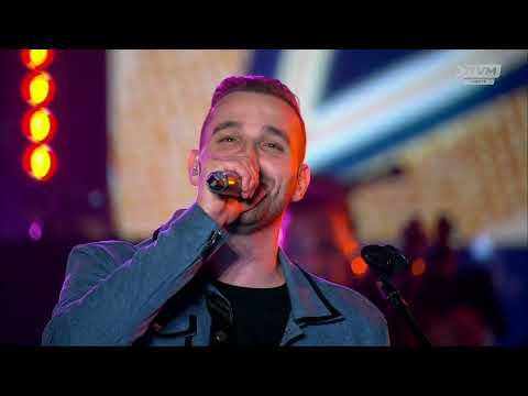 The Palace String Orchestra ft. Klinsmann - She Gives me Wings (NYE Celebrations 2022)