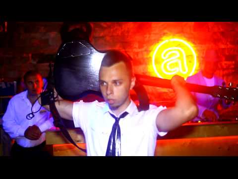 Raiskoe DJ-show: John Wayne (electroguitar) Live video