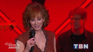 Reba McEntire Performs &quot;Swing Low Sweet Chariot&quot; | 48th Annual GMA Dove Awards | TBN