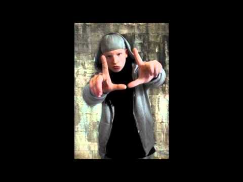 Duzoe - Facial Punch feat. Zwiebel