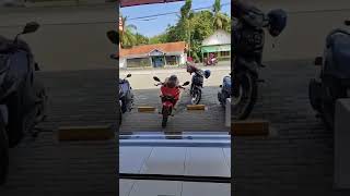 Download lagu LAGI NONGKRONG DEPAN ALFA SAMA DIA | HALU STORY #shorts  #storyhalu #storyig #storywa mp3 Download lagu LAGI NONGKRONG DEPAN ALFA SAMA DIA | HALU STORY #shorts  #storyhalu #storyig #storywa mp3