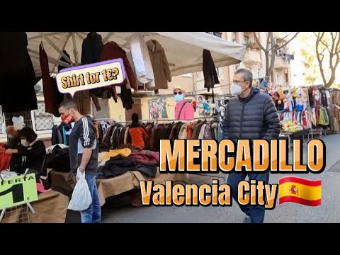 Walking tour around Mercadillo (Street Market) near General University Hospital in Valencia City