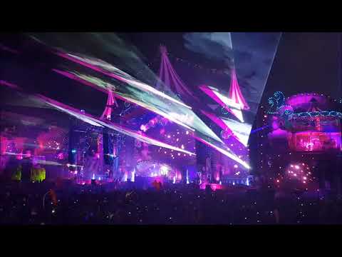 Alesso live Reload vs. Starboy (Axwell Λ Ingrosso Mashup) at Tomorrowland 2017 (2 Wekend) [Full HD]