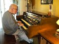Mike Reed plays "The Way we Were" on his Hammond Organ