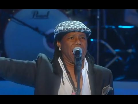 Frøydis Grorud joining CHIC feat. Nile Rodgers at Momarkedet 2007