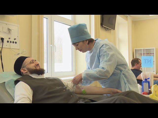 Имамы Казани сдали кровь в поддержку пострадавших при взрыве в питерском метро
