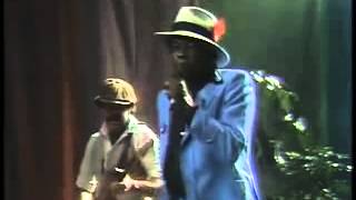 John Lee Hooker   Long Boogie Live in Montreal 1980 We&#39;re Gonna Do The Shout