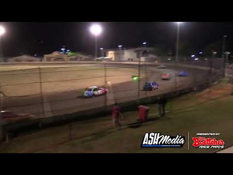 Junior Sedans: A-Main - Rockhampton Speedway - 28.11.2020